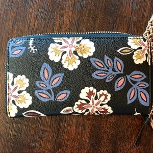 Tory Burch Kerrington wallet